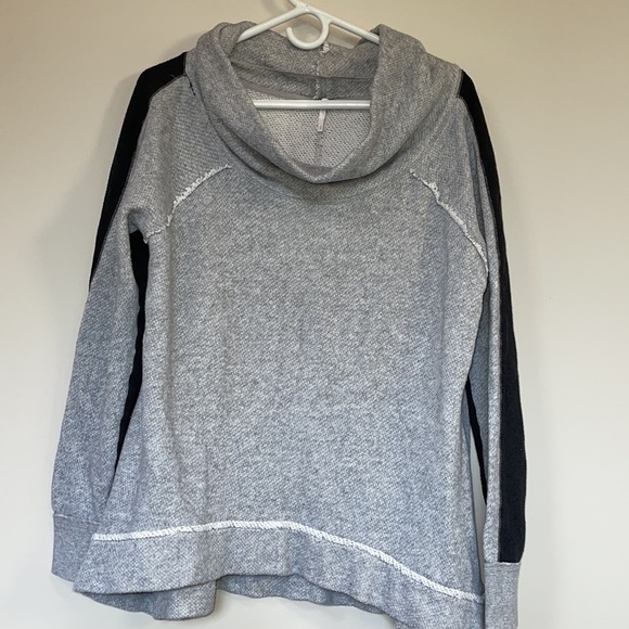 Free People Yo Yo Tunic Pullover Cowl Sweatshirt - Picture 3 of 6